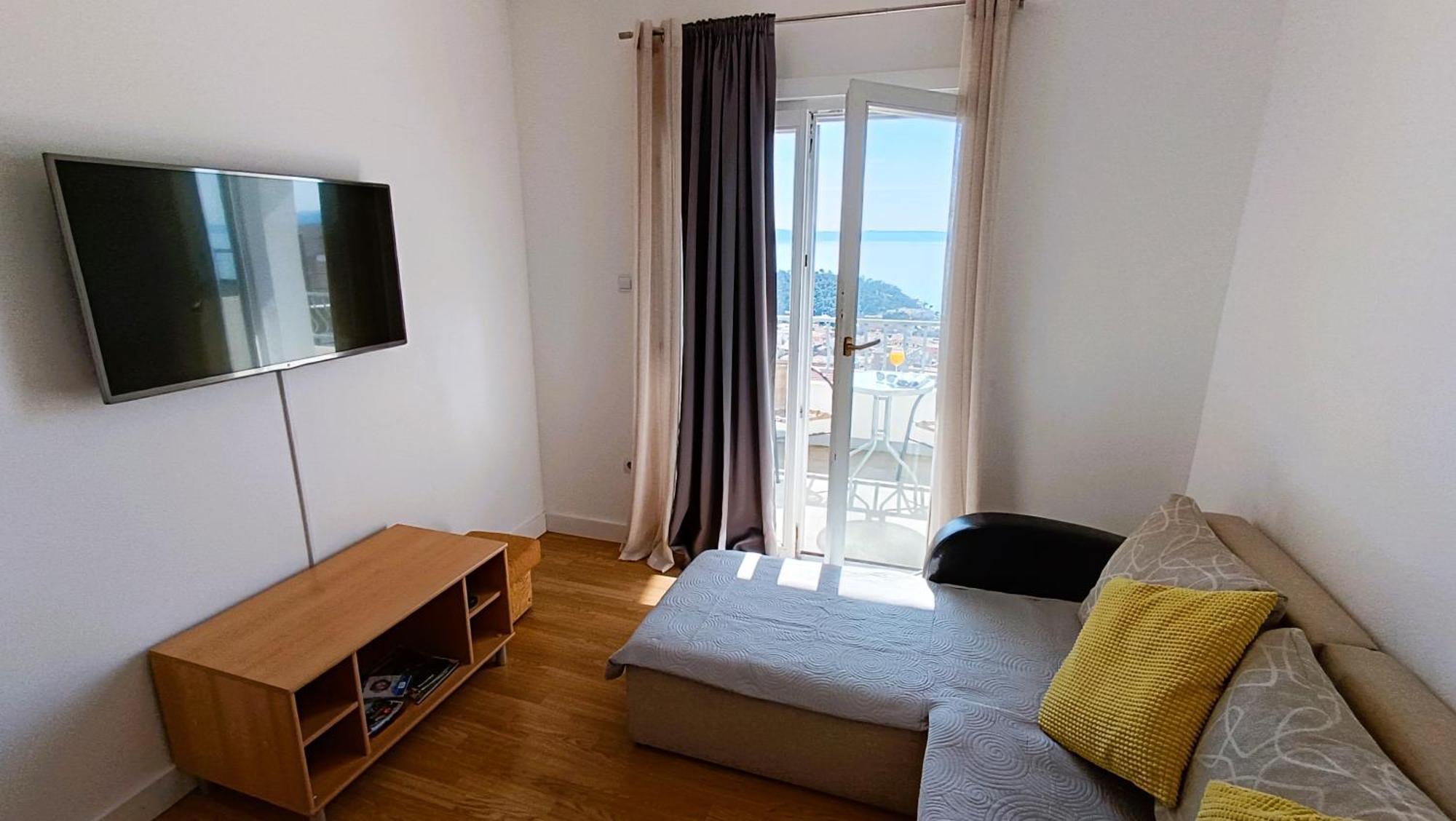 Ella * Makarska